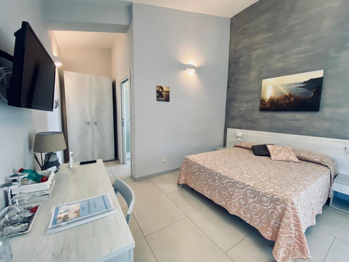 מונטאלגרו B&B L'Eden Di Capo Bianco מראה חיצוני תמונה