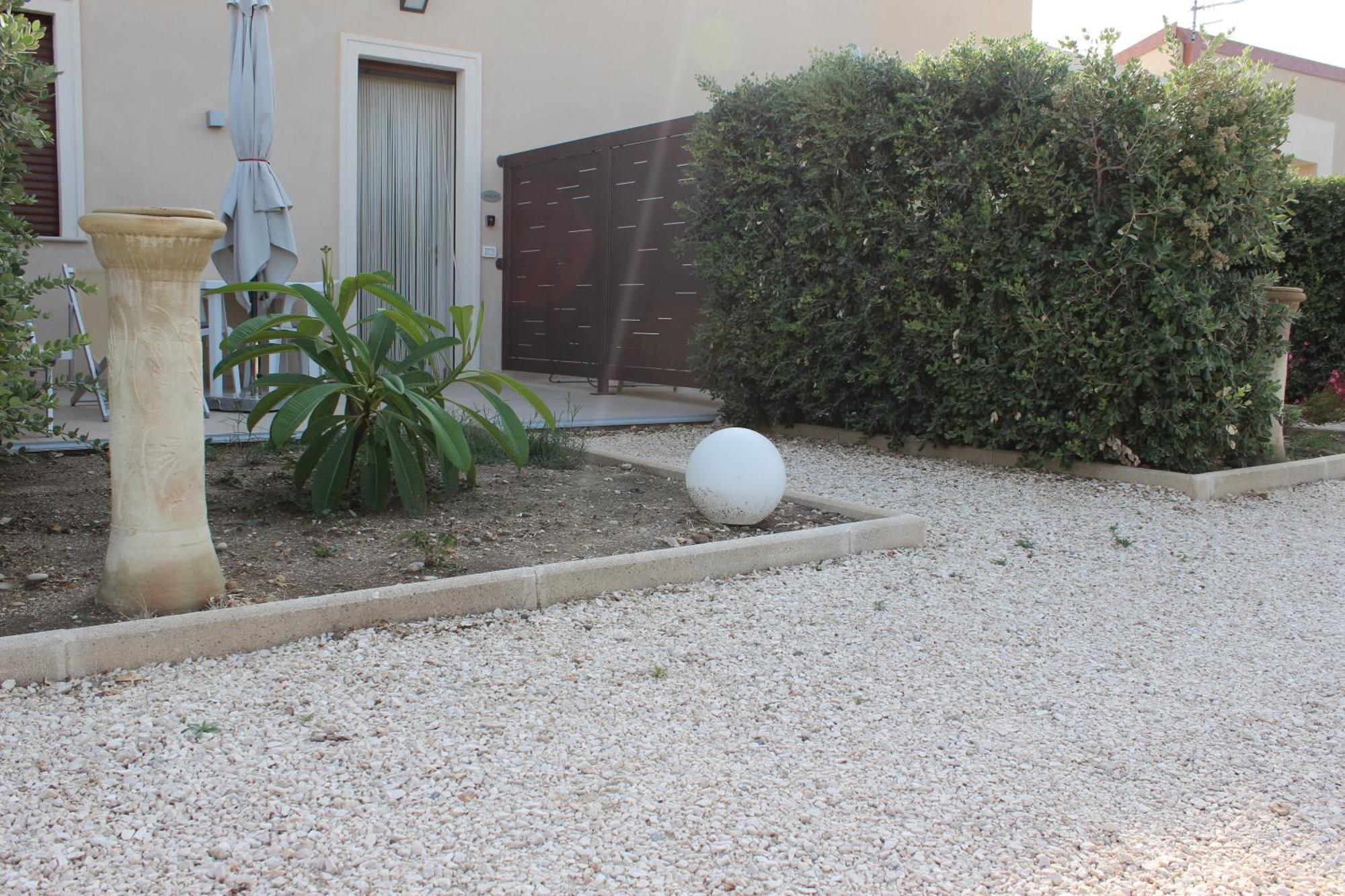 מונטאלגרו B&B L'Eden Di Capo Bianco מראה חיצוני תמונה