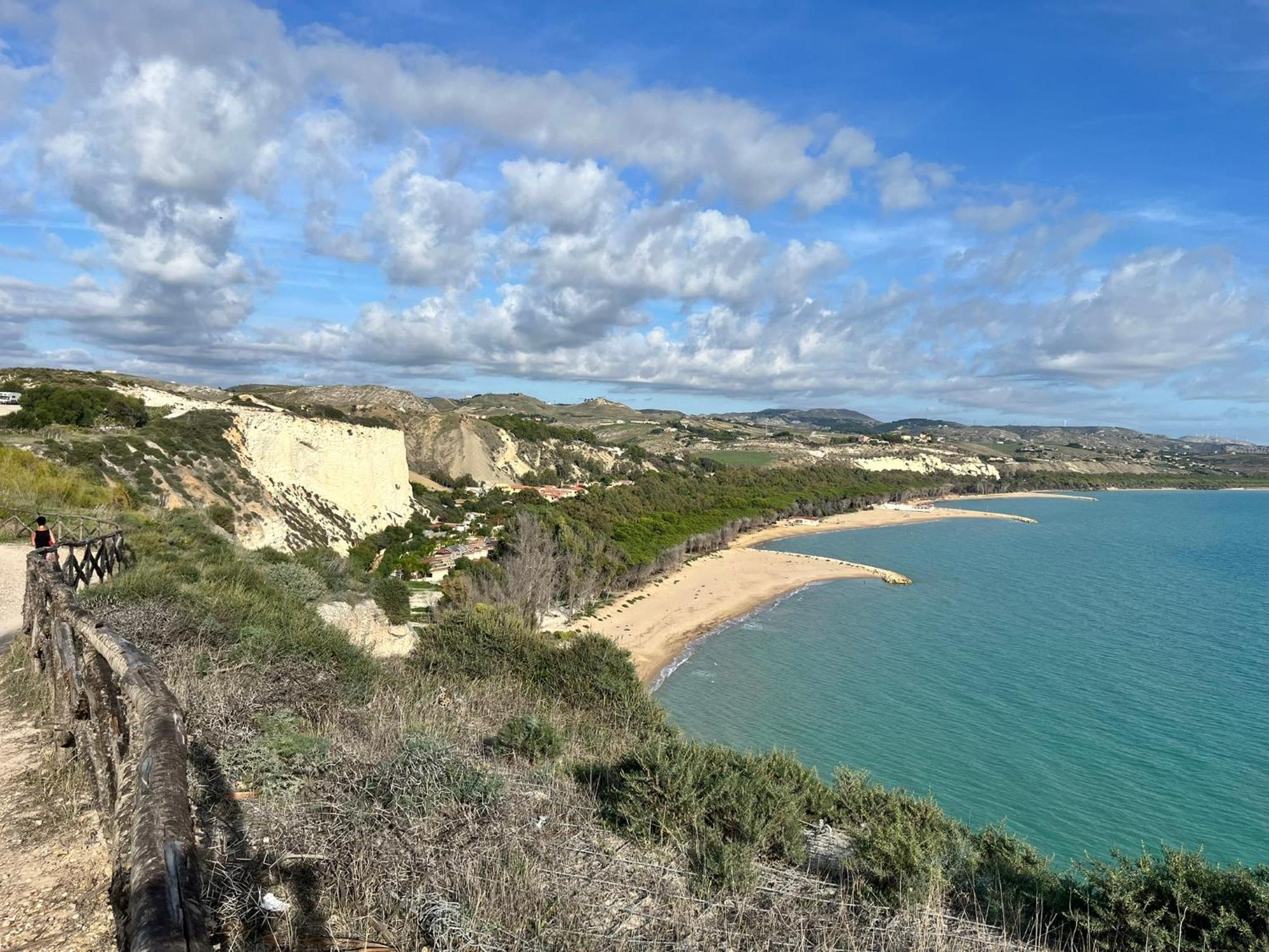 מונטאלגרו B&B L'Eden Di Capo Bianco מראה חיצוני תמונה
