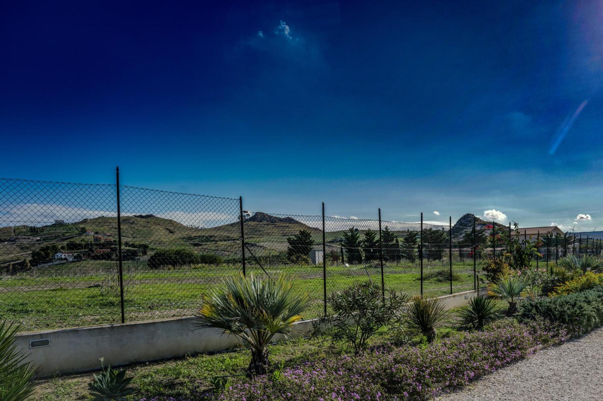 מונטאלגרו B&B L'Eden Di Capo Bianco מראה חיצוני תמונה