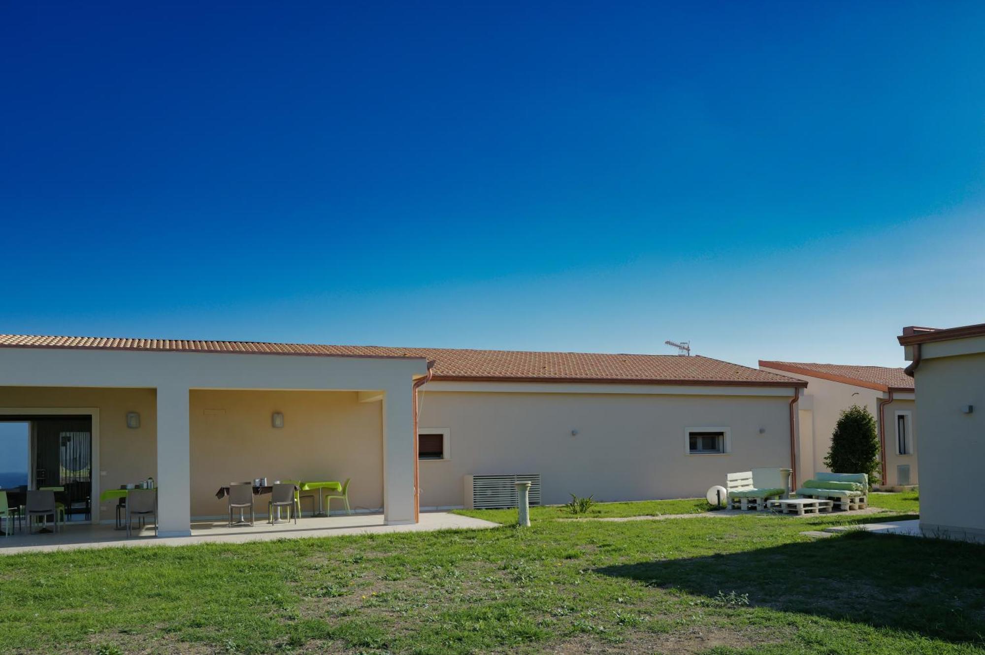 מונטאלגרו B&B L'Eden Di Capo Bianco מראה חיצוני תמונה